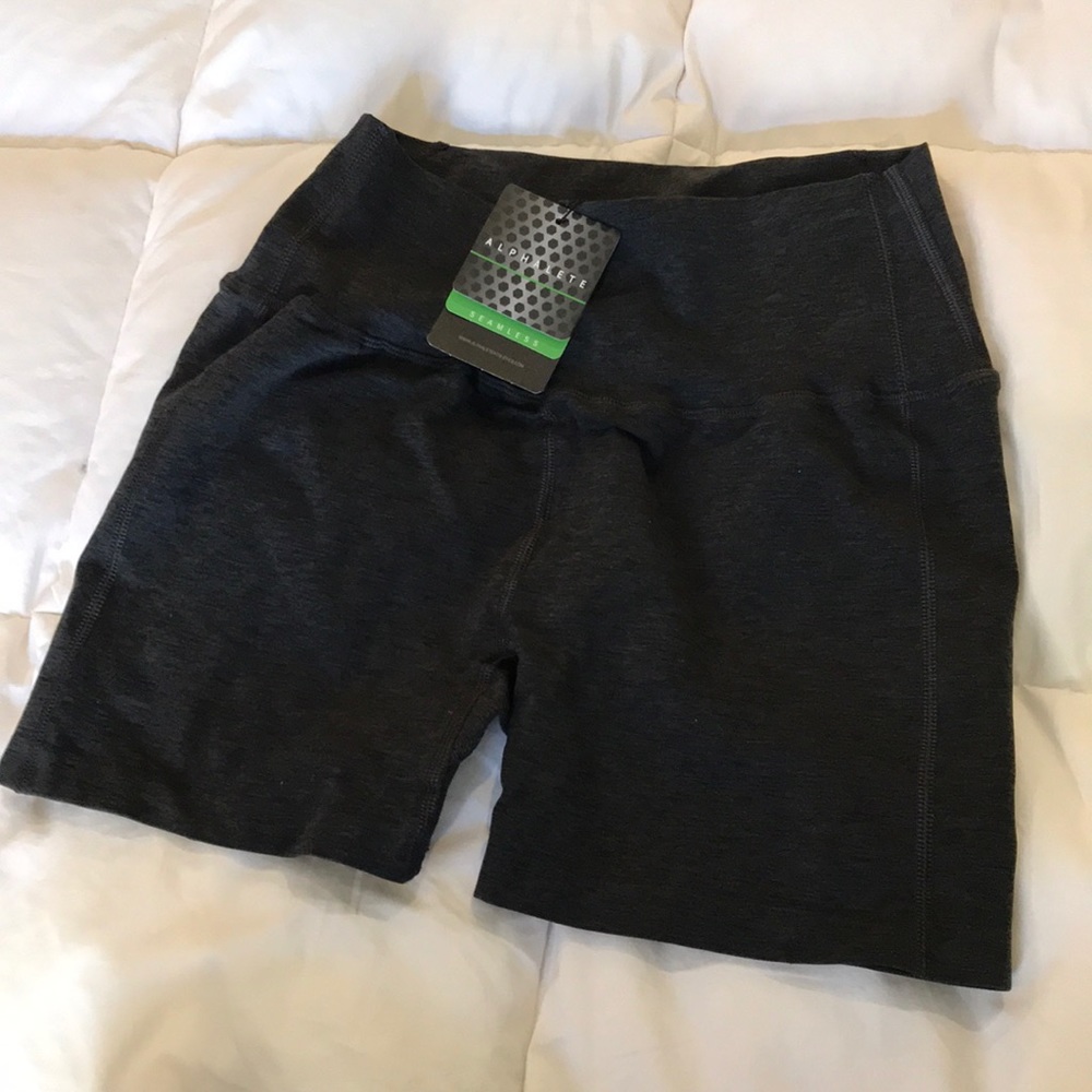 Alphalete revival, seamless, athletic shorts